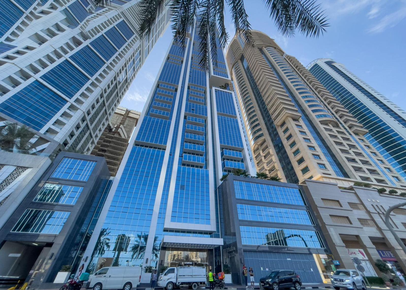 Dream - Marina Arcade Tower Apartment