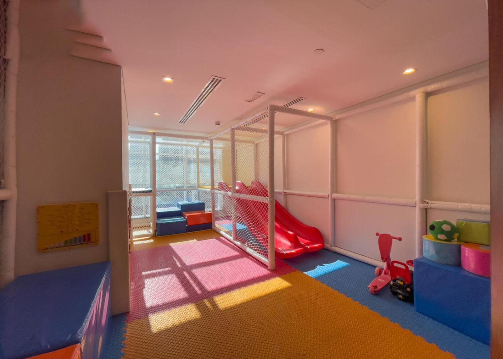 Apartment Dream - Marina Arcade Tower